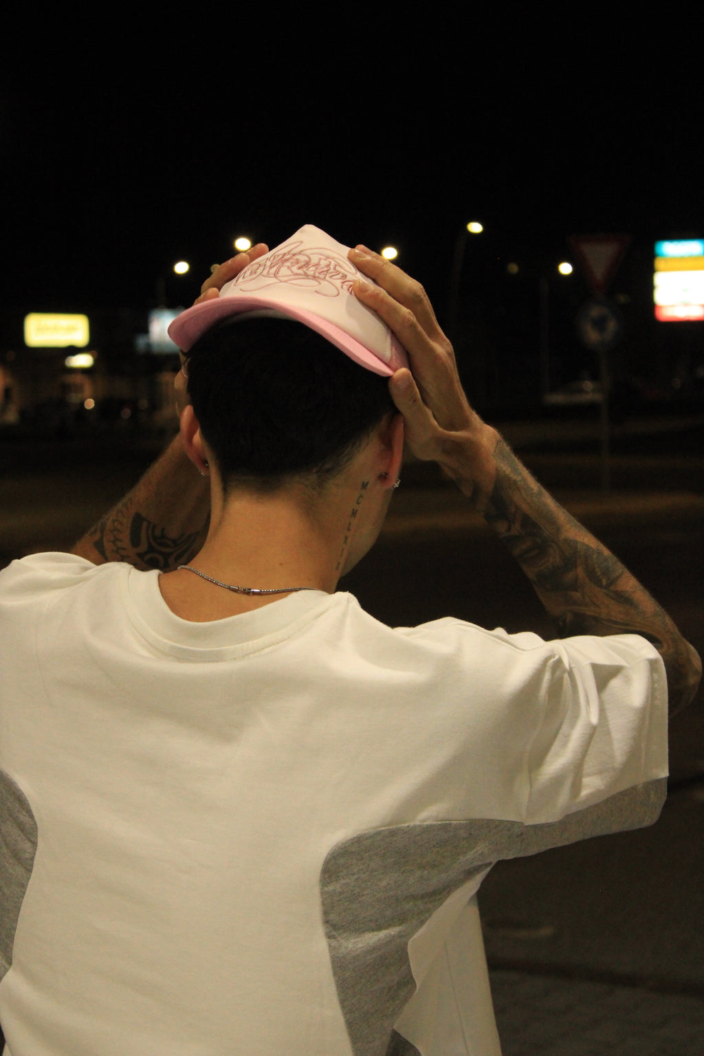 mnerva “GRIT” pink cap